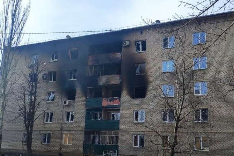 росія знову обстріляла Донеччину фосфорними снарядами