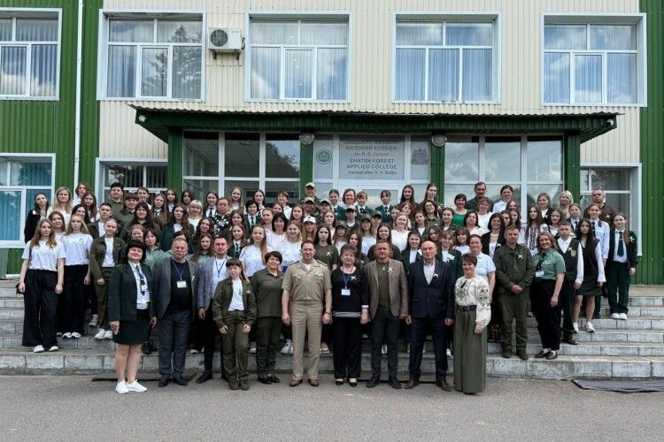 Чому з усієї Волині з’їжджалися у прикордонний Шацьк підлітки в уніформі