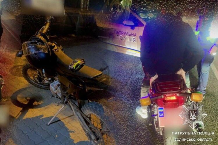 У Луцьку зупинили 18-річного мотоцикліста-порушника