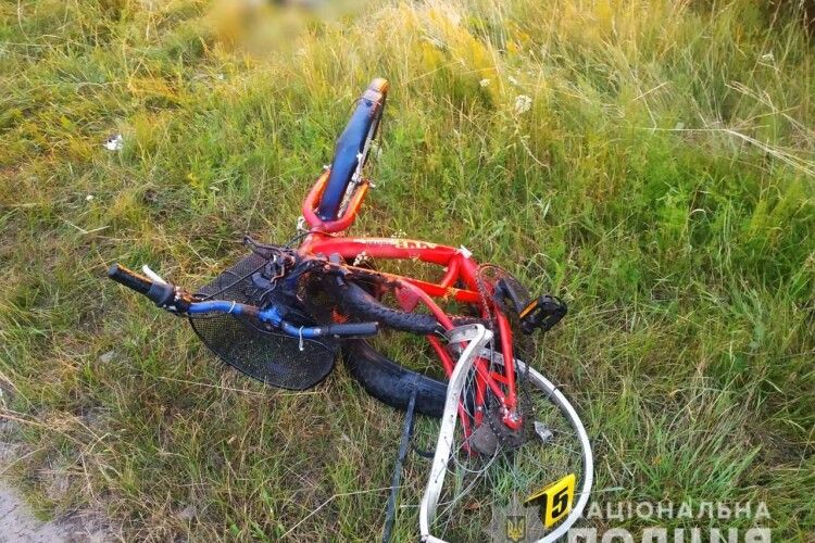 Їхав п’яним і вбив велосипедистку: поліція розслідує обставини трагедії на Любомльщині (Фото)