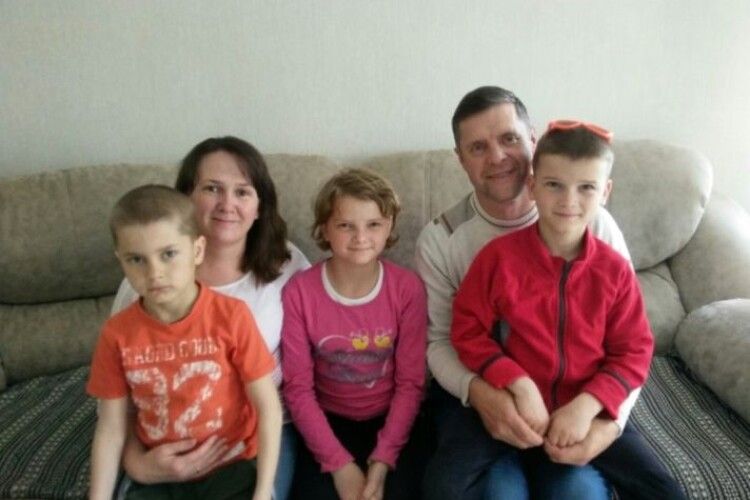 У Нововолинську трьох дітей із сім'ї, що має складні обставини, влаштували у прийомну