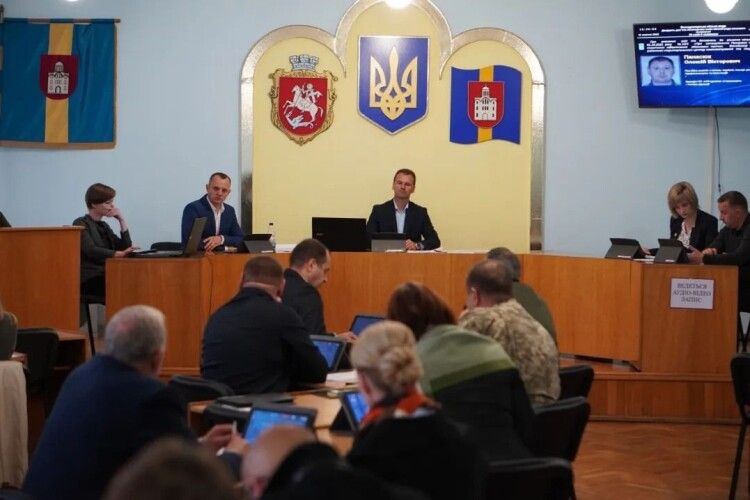 У місті на Волині чималу суму виділили на потреби військових