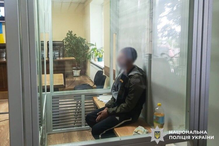 На Рівненщині чоловік вбив 83-річну сусідку заради 3100 грн