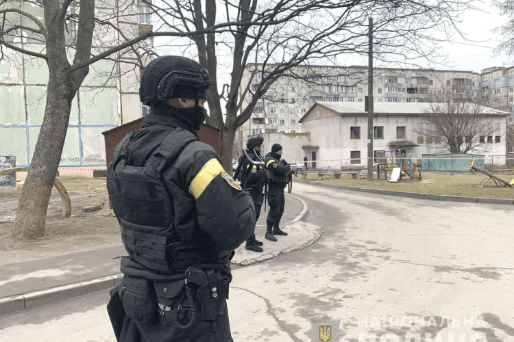 Рівнянин застрелив двох підозрілих перехожих (Фото)