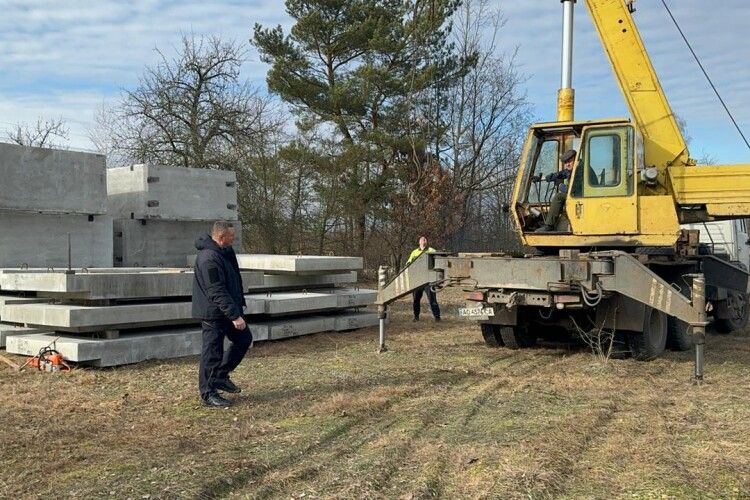 На українсько-білоруському кордоні розпочали роботи з будівництва фортифікаційних споруд