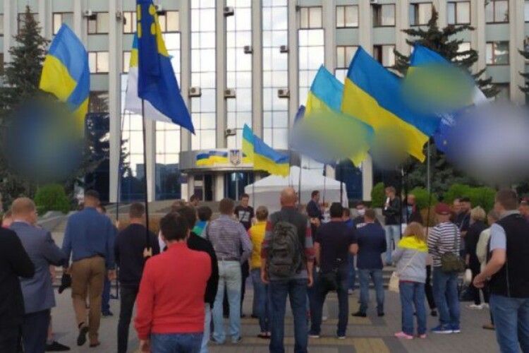 У Рівному протестували проти інспектування бойовиками українських позицій