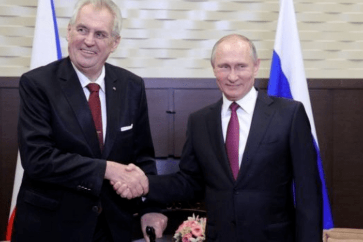 путіна скинуть або військові, або бізнесмени, – президент Чехії