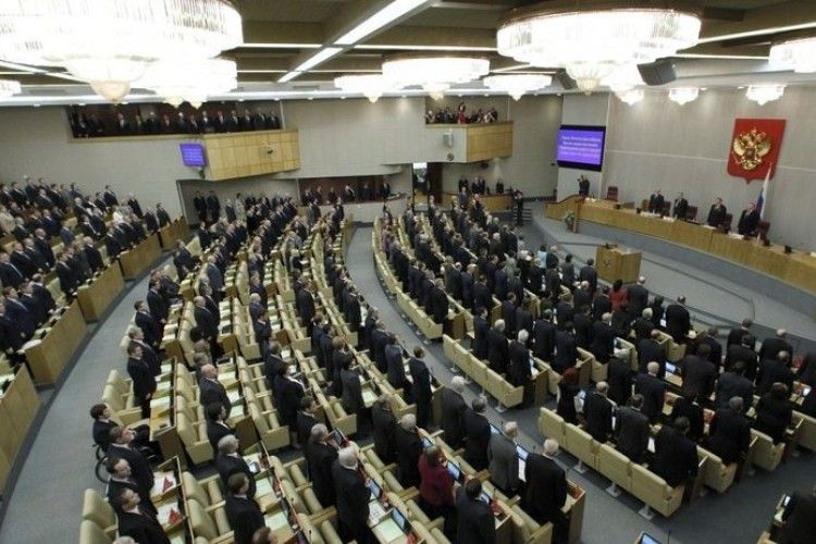 Секс-скандал у РФ: комісія не знайшла порушень у поведінці соратника Жириновського, ряд ЗМІ відмовилися співпрацювати з Держдумою