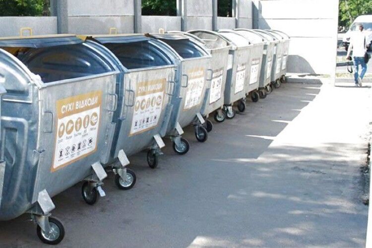 У Луцьку працюватимуть над придбанням сміттєвих контейнерів для жителів приватного сектору