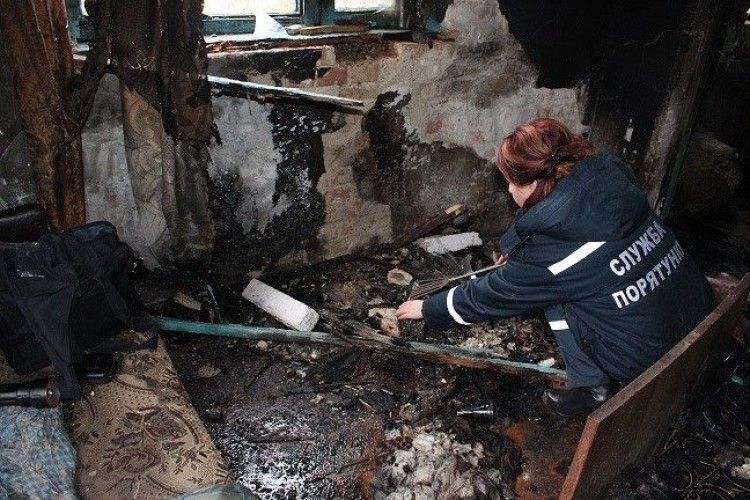 У Малинівці Гощанського району під час пожежі загинули дядько та племінник (фото)