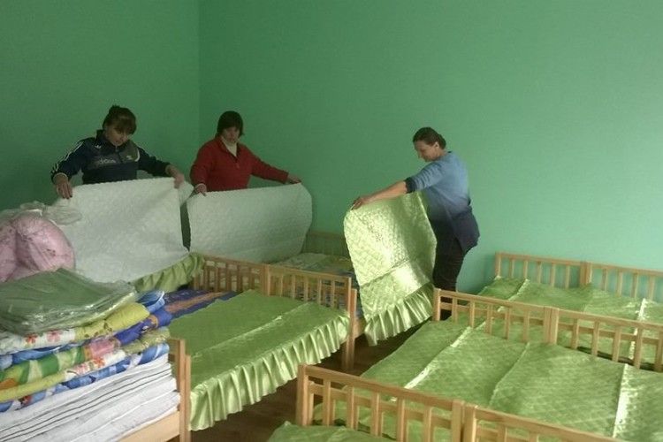 На Волині безробітні реконструюють школу під дитячий садочок 