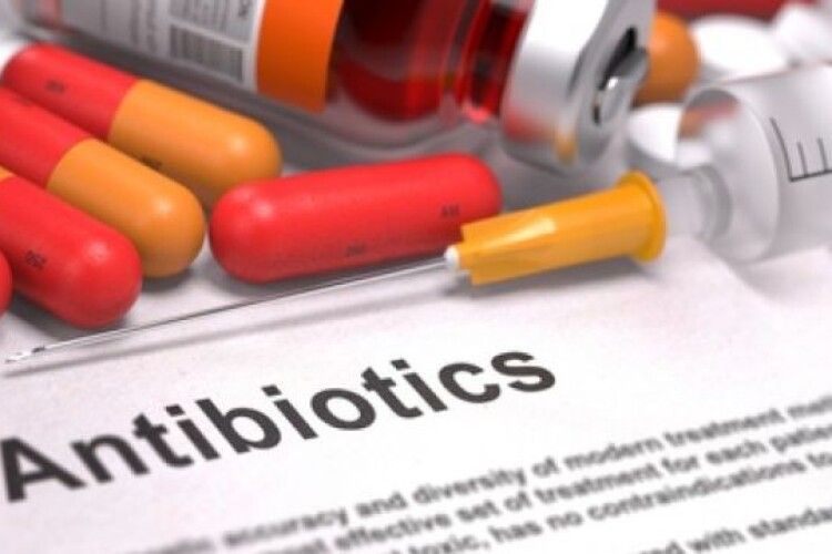  Чим українцям загрожує зловживання антибіотиками