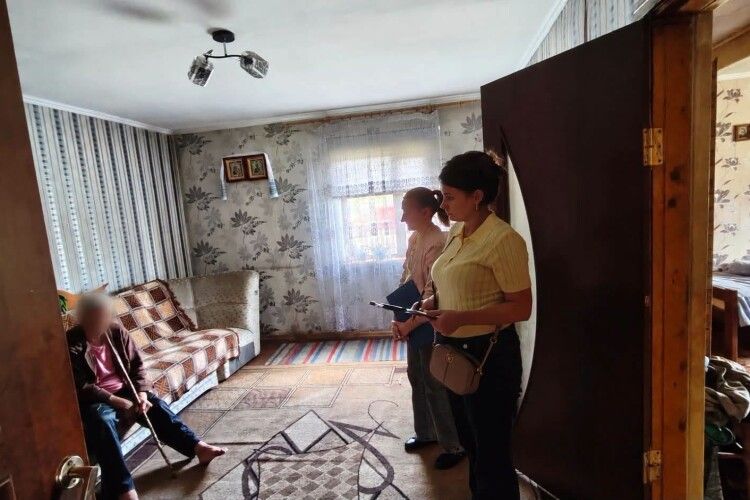 У громаді на Волині двоє дітей опинилися в складних умовах через горе-батьків
