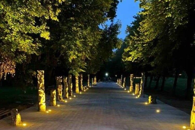 Облаштувати алею скульптур Миколи Голованя вартувало місту понад 800 тисяч гривень