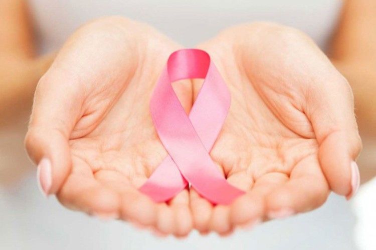 Дівчаток віком 11-15 років закликають вакцинуватися проти раку: подробиці