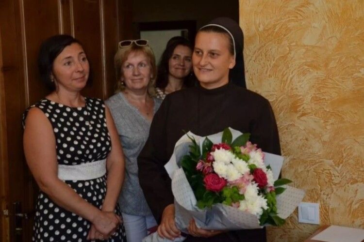 Монахиня родом з Волині всиновила 9 дітей