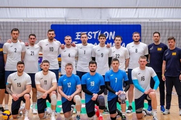 Українські волейболісти здобули другу поспіль перемогу у Золотій Євролізі-2022