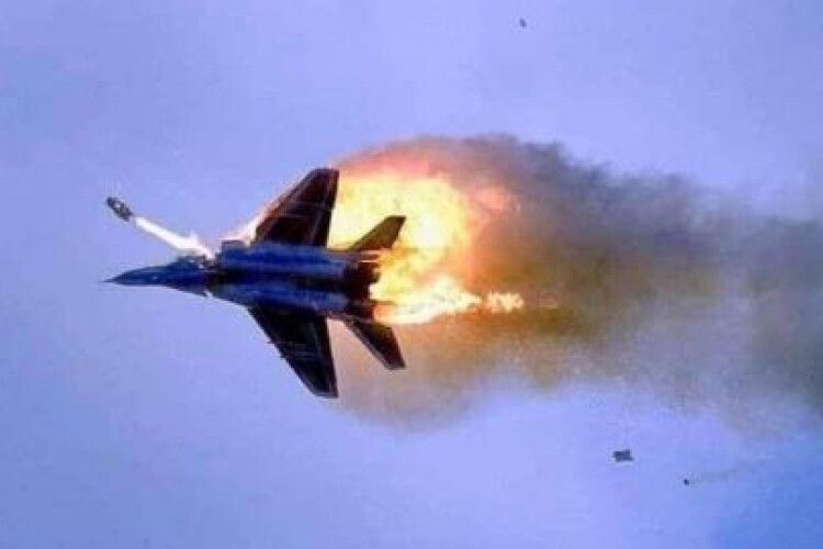 Наші збили літак, який скидав бомби на Харків