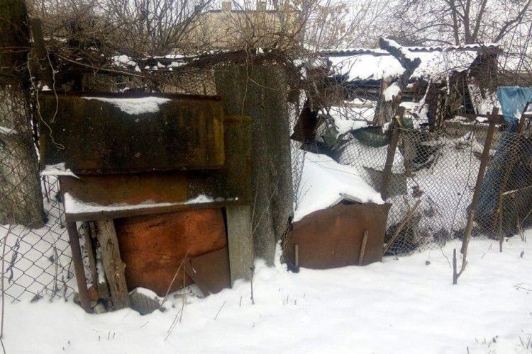 Луцькі «муніципали» виявили халабуди в самісінькому центрі Старого міста (фото)
