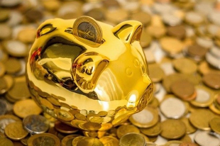 До кінця наступного року Україна має віддати 18 мільярдів доларів