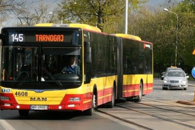 У громадському транспорті польського Вроцлава ввели українську мову