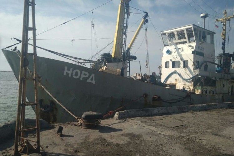 Сімох російських моряків судна «Норд» обміняли на сімох українських моряків судна «ЯМК-0041» 