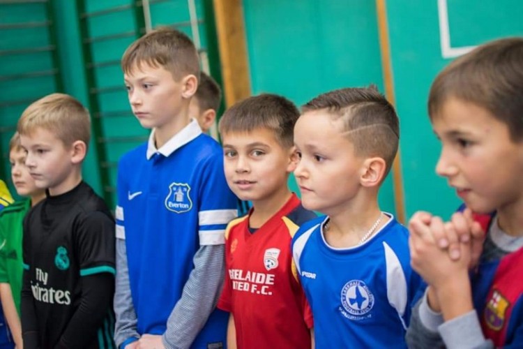 Ковельські хлопчаки позмагалися у вправності роботи із м'ячем
