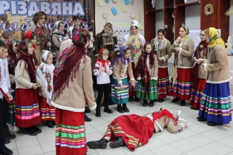 У Луцьку відбувся етнопроєкт «Різдво разом!» за підтримки ромів (Фото)