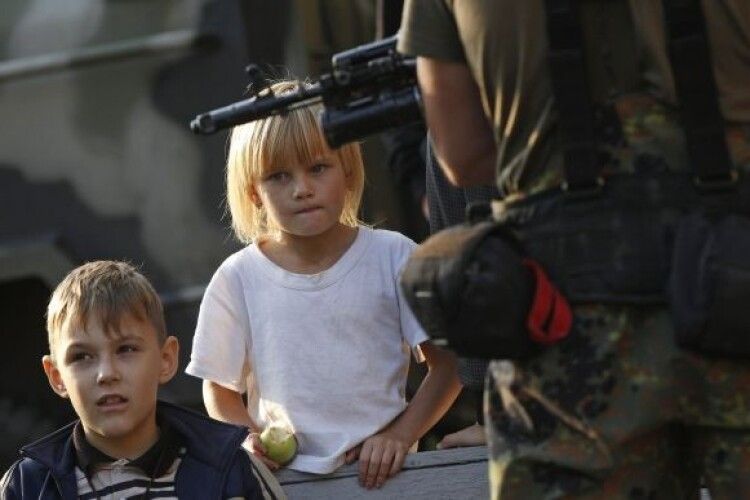 Протягом п'яти років війни на Донбасі російські окупанти вбили понад 240 українських дітей