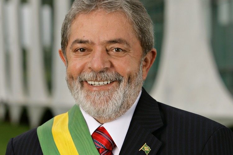 Колишній президент Бразилії коментуватиме футбольні матчі з тюрми