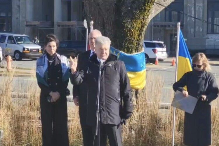 Порошенко з міністром оборони Канади виступили на проукраїнському мітингу у Галіфаксі