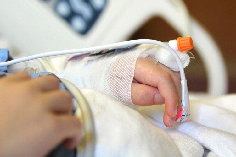У Луцькому районі медики витягли дитину з рук смерті