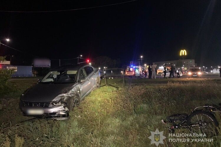 На Волині «Volkswagen» врізався у карету швидкої