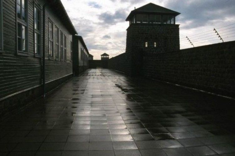 95-річного німця обвинуватили у смерті 36 тисяч бранців концтабору