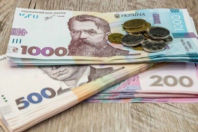 В Україні зросте допомога при народженні дитини