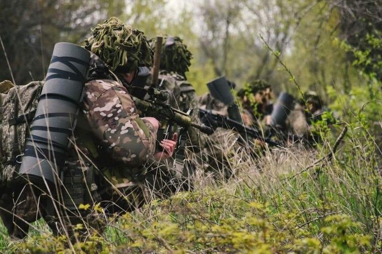 Британська розвідка про ситуацію в районі Бахмута: багнюка і ближні бої