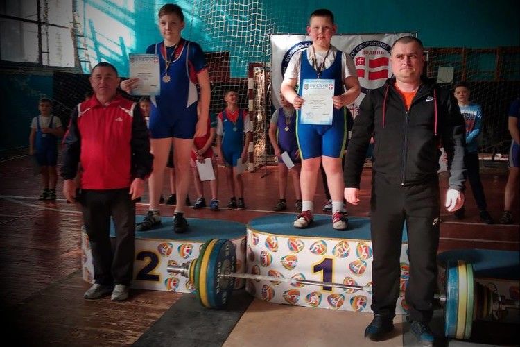 Юний лучанин став чемпіоном області з важкої атлетики