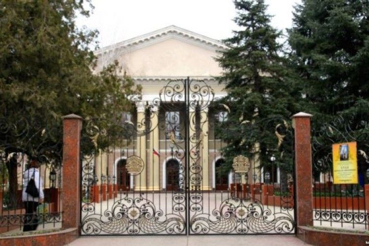 Тепер Кримський і Одеський — разом