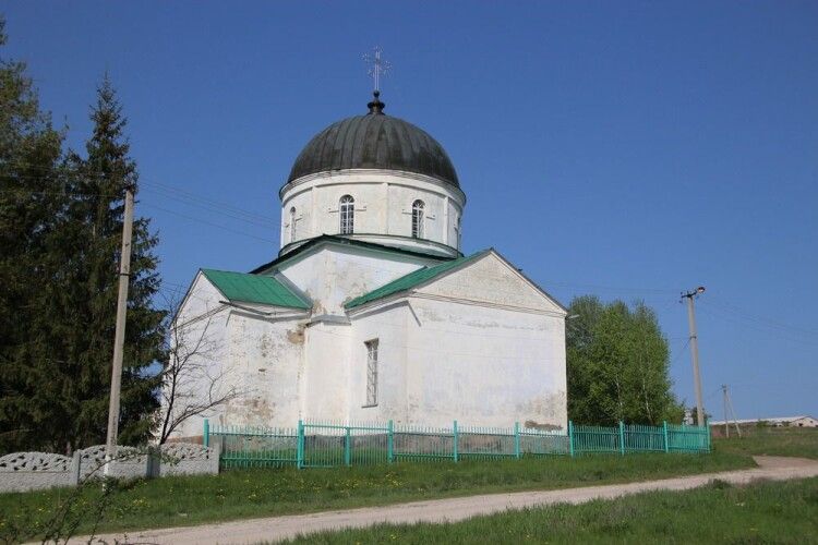 Окупанти розміщають свої сили в дитсадках і церквах: у Генштабі назвали, де саме