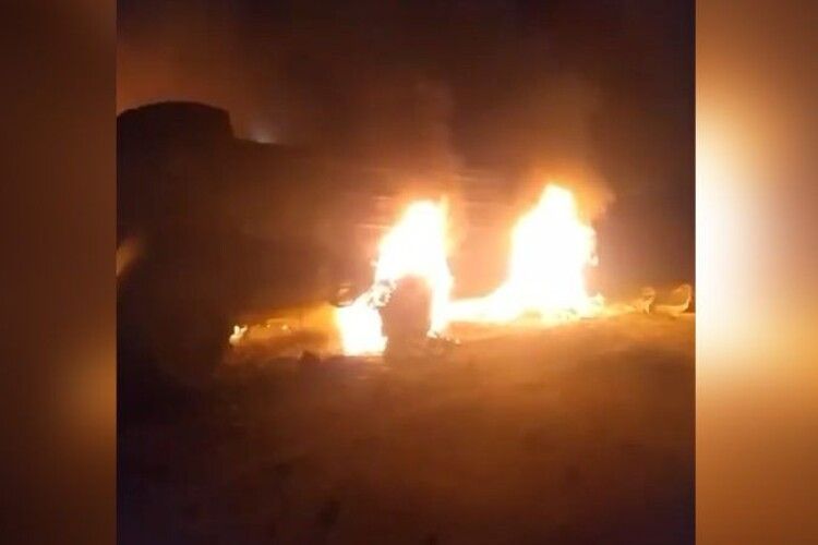 «На Харківщині панянка власноруч спалила БТР орків», – Сухопутні війська ЗС України (Відео)