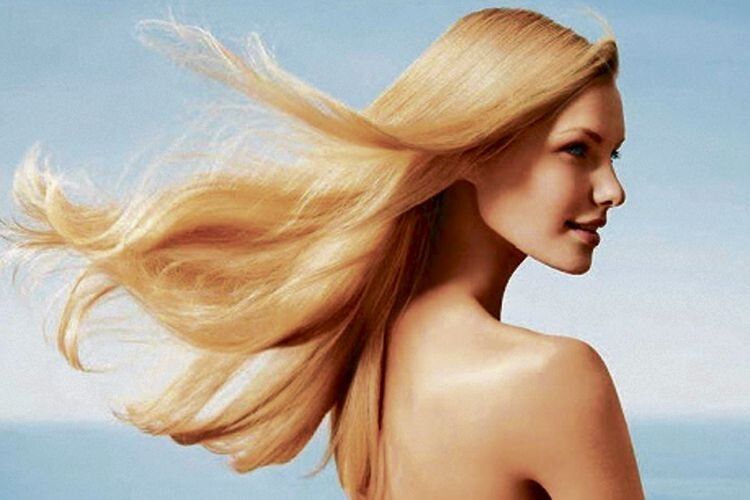 Як захистити волосся від ультрафіолету та сонця?