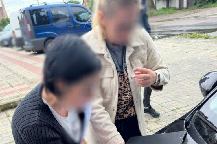 Жінка програла у казино гроші, які зібрали з батьків усього класу на випускний