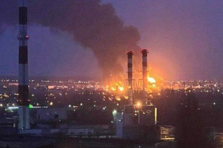 У Білгородській області на кордоні з Україною знову прогриміли вибухи