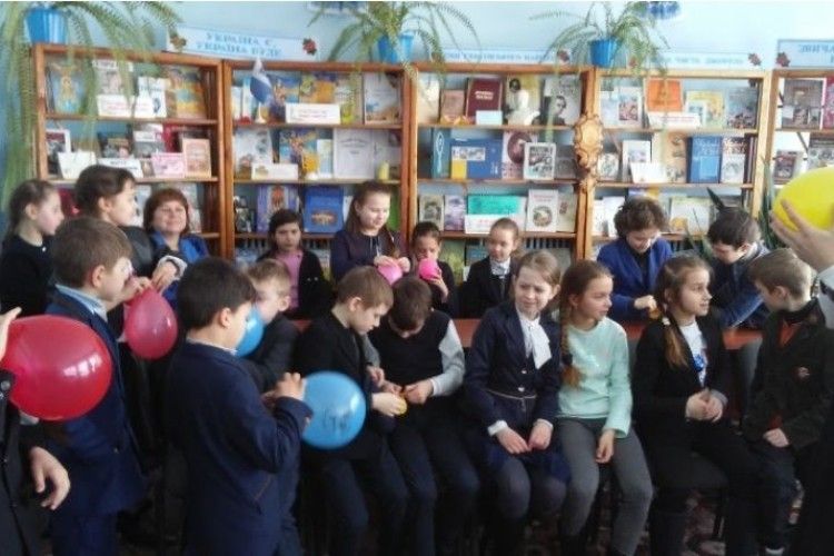 Діти Ратнівщини пізнавали світ книги