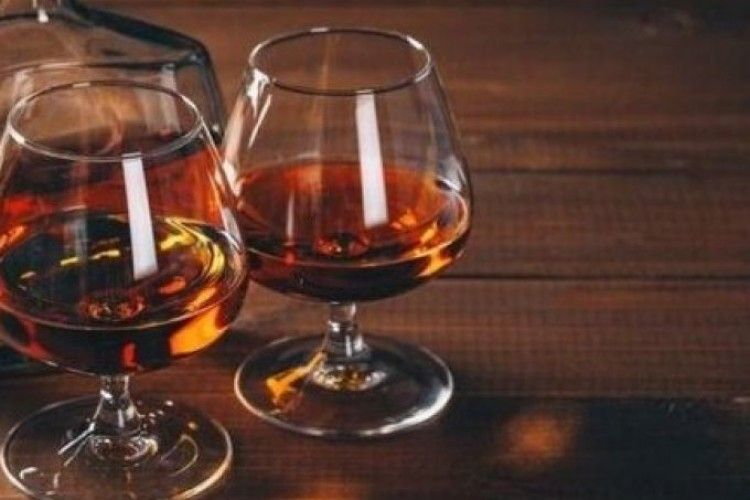 Не коньяк, а бурштиняк!