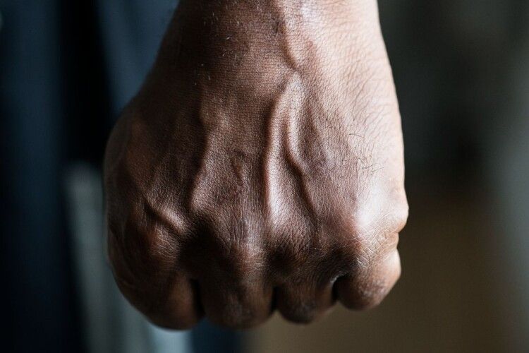 На Волині чоловік здійснив домашнє насилля щодо вітчима