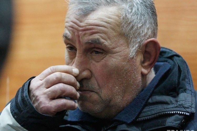 Слідчі знайшли дві записки протилежного змісту, автором яких є підозрюваний у вбивстві Ірини Ноздровської Юрій Россошанський