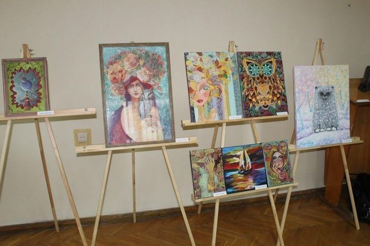 У Нововолинському музеї відкрили виставку картин місцевих митців