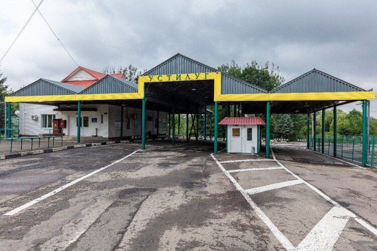 На Волині можливе сповільнення руху транспортних засобів у пункті пропуску «Устилуг - Зосин»