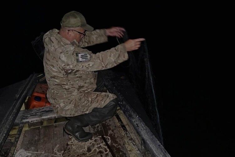 На озерах Волині вилучили понад кілометр браконьєрських сіток